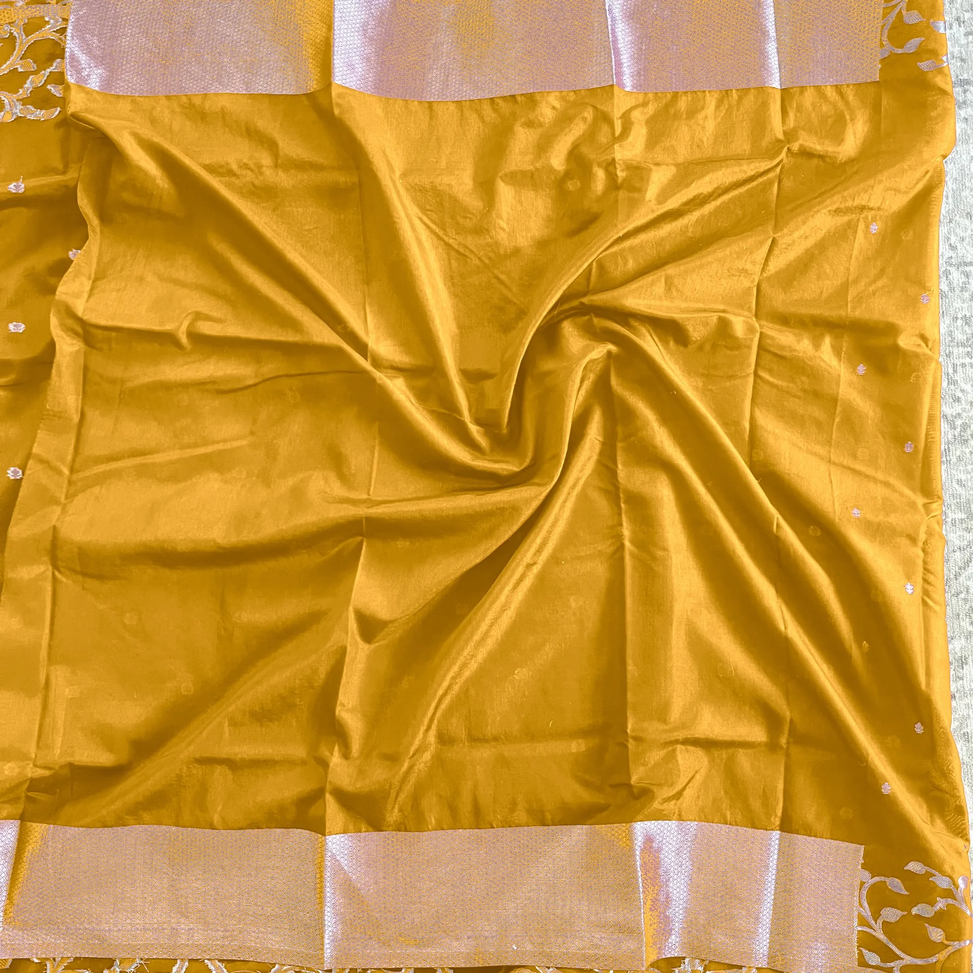 Deep Yellow
